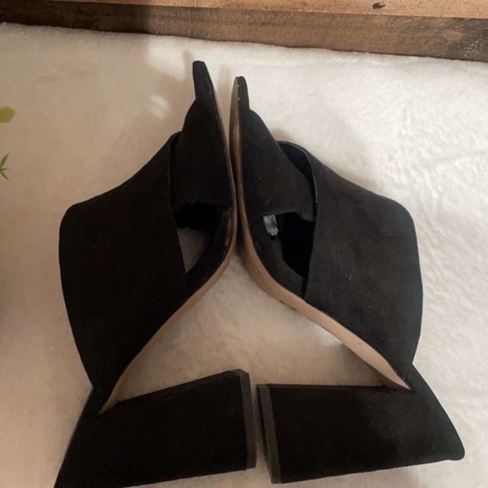 BCBG Rachel Dream Microsuede Slides - Picture 8 of 9